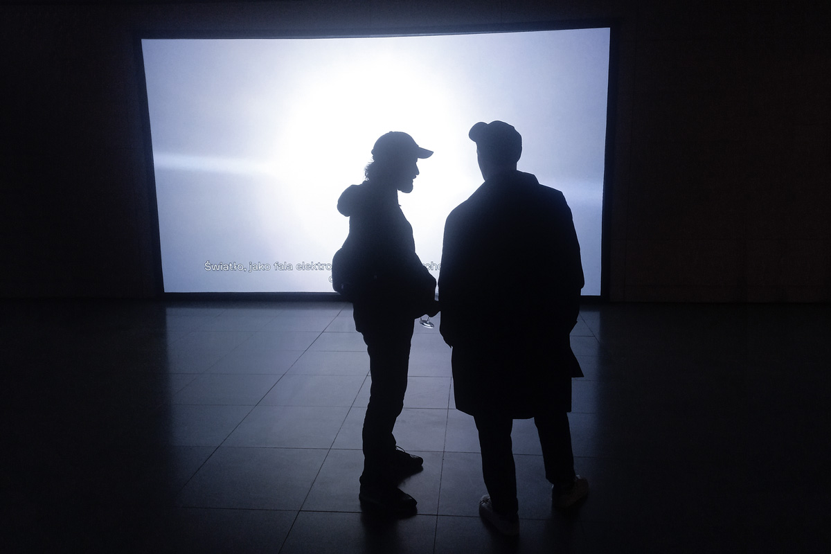 2022-abstrakttropik-video-03